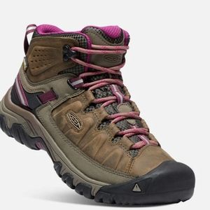 Keen Targhee III Waterproof Mid hiking boots
